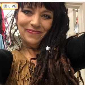 Meet your Posher, Missie